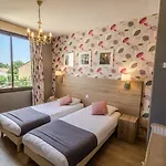 L'aragon Hotel
