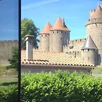 L'aragon A 50m De La Cite De ホテル 3*