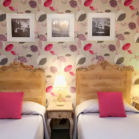 オテル アラゴン ホテル 3*