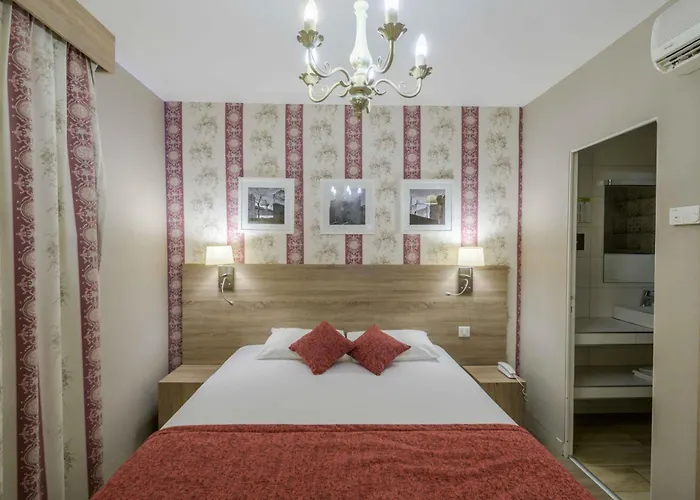 オテル アラゴン ホテル 3*