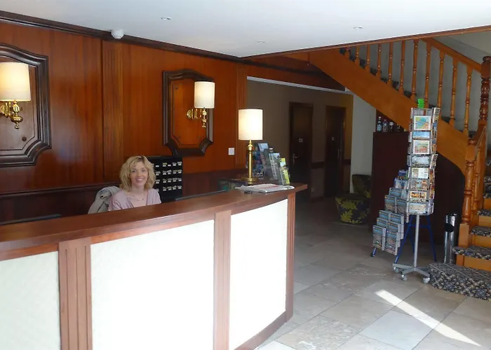 Hotel L'aragon A 50m De La Cite De 3*